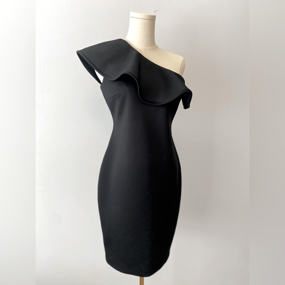 Georgeous Thick Material Calvin Klein Black Cocktail Dress